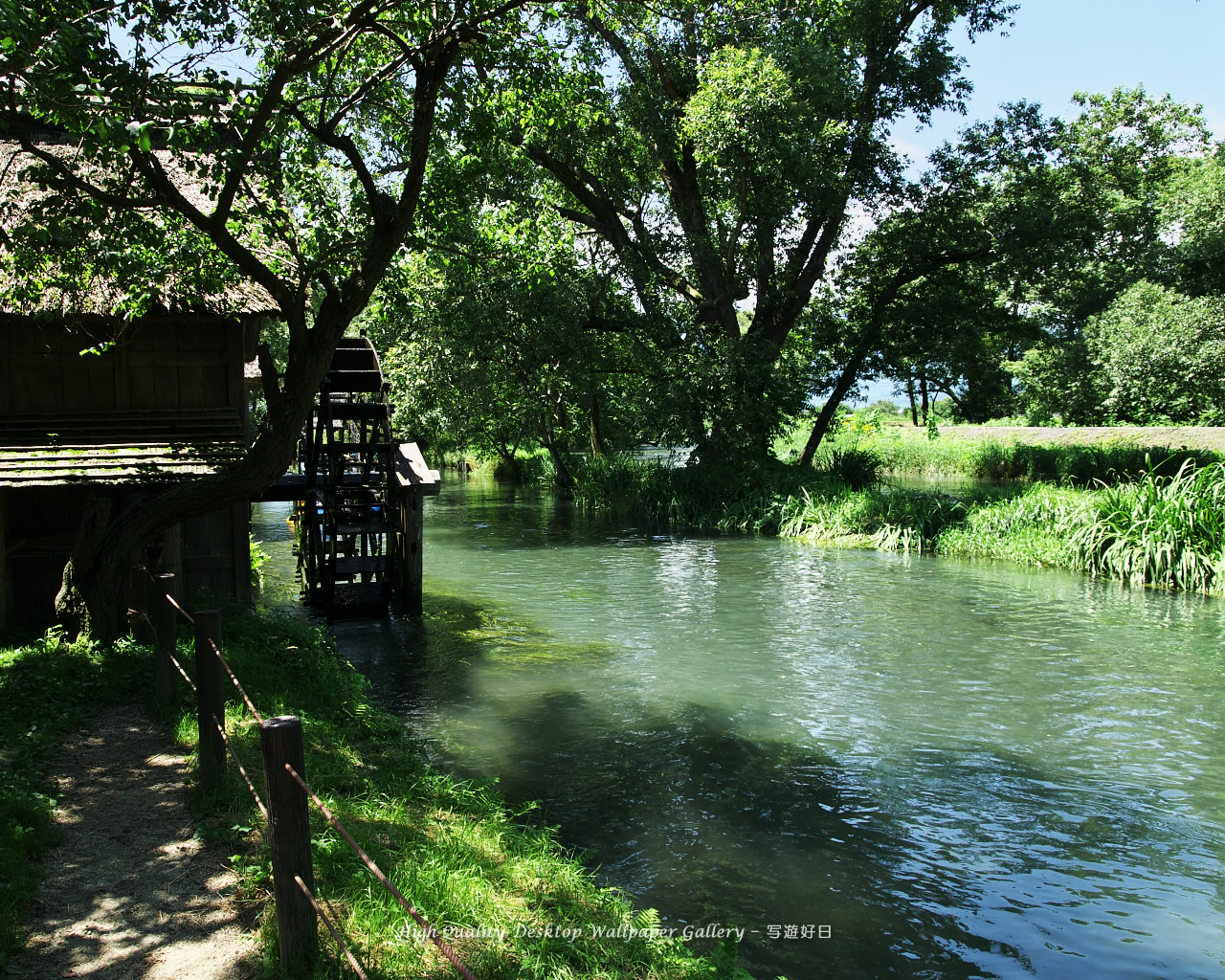 壁紙 水車のある風景 Water Wheel Desktop Wallpaper By 高画質デスクトップ壁紙館 写遊好日 High Quality Desktop Wallpaper Gallery Shayukojitsu