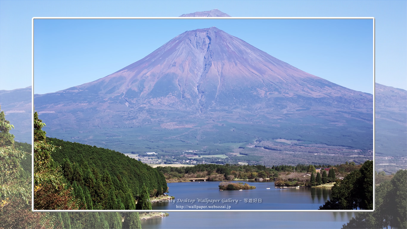 富士山の壁紙／Wallpaper of富士山初秋 in Fuji Lake Districti (1366×768)