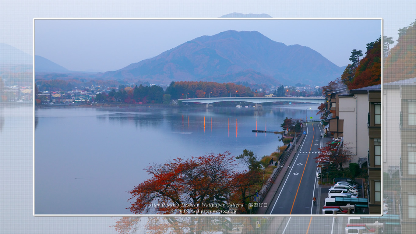 富士山の壁紙／Wallpaper of湖畔の朝景-1 in Fuji Lake Districti (1366×768)